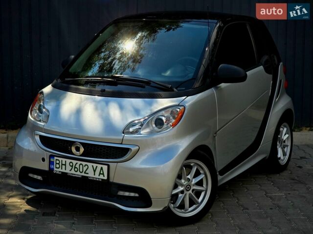 Сірий Смарт Fortwo, об'ємом двигуна 0 л та пробігом 91 тис. км за 5499 $, фото 1 на Automoto.ua
