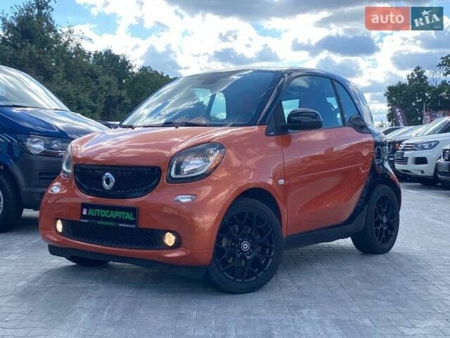 Помаранчевий Смарт Fortwo, об'ємом двигуна 1 л та пробігом 61 тис. км за 8990 $, фото 1 на Automoto.ua
