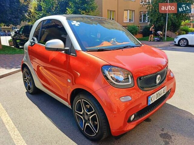 Помаранчевий Смарт Fortwo, об'ємом двигуна 0.9 л та пробігом 45 тис. км за 11850 $, фото 1 на Automoto.ua