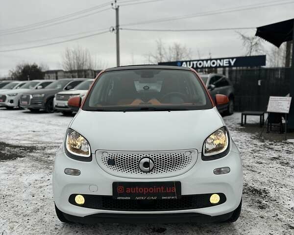 Белый Смарт EQ Forfour, объемом двигателя 0 л и пробегом 93 тыс. км за 8500 $, фото 1 на Automoto.ua