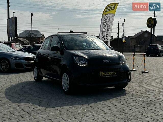 Черный Смарт EQ Forfour, объемом двигателя 0 л и пробегом 76 тыс. км за 9400 $, фото 1 на Automoto.ua