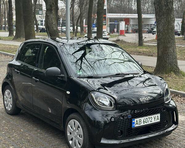 Черный Смарт EQ Forfour, объемом двигателя 0 л и пробегом 37 тыс. км за 9500 $, фото 1 на Automoto.ua