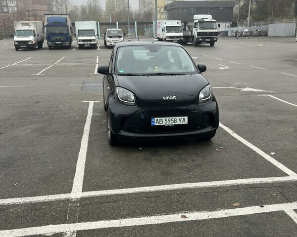 Чорний Смарт EQ Forfour, об'ємом двигуна 0 л та пробігом 50 тис. км за 10000 $, фото 1 на Automoto.ua