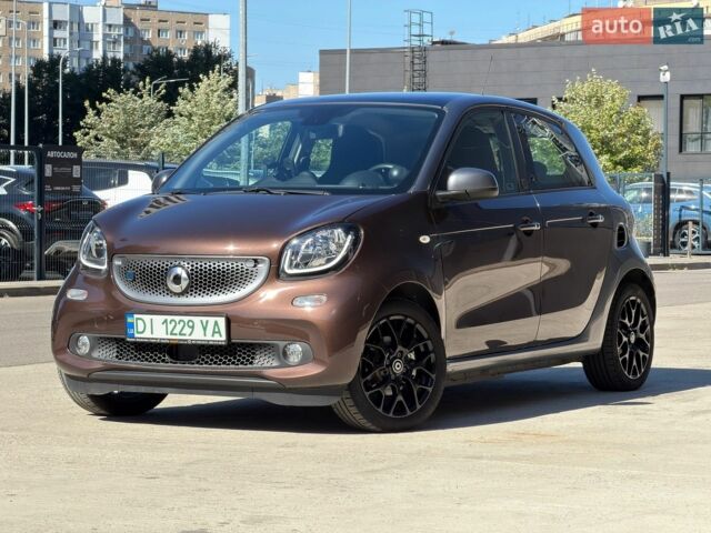 Коричневий Смарт EQ Forfour, об'ємом двигуна 0 л та пробігом 35 тис. км за 10999 $, фото 1 на Automoto.ua