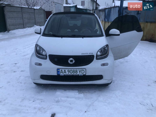 Білий Смарт EQ Fortwo, об'ємом двигуна 0 л та пробігом 79 тис. км за 8500 $, фото 1 на Automoto.ua