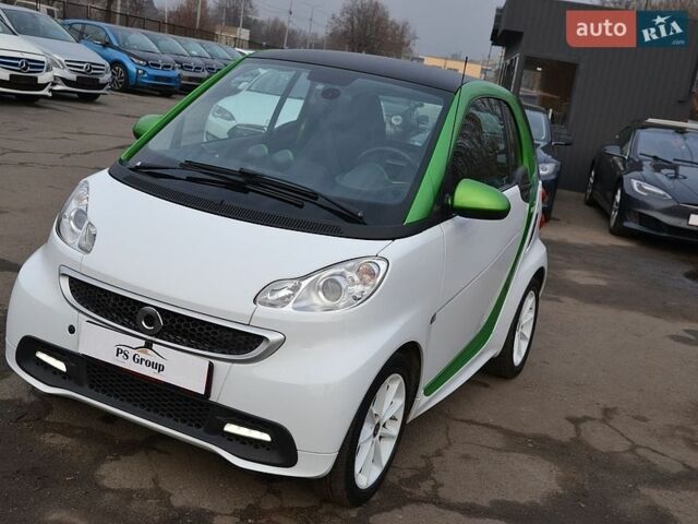Белый Смарт EQ Fortwo, объемом двигателя 0 л и пробегом 71 тыс. км за 5400 $, фото 1 на Automoto.ua