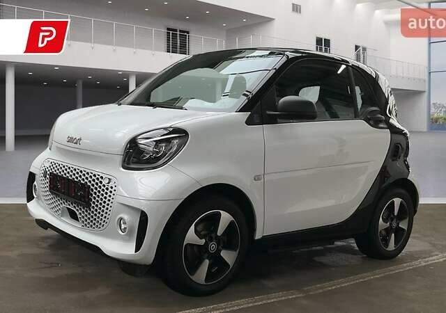 Білий Смарт EQ Fortwo, об'ємом двигуна 0 л та пробігом 32 тис. км за 13290 $, фото 1 на Automoto.ua