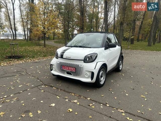 Смарт EQ Fortwo 2022 в Киеве на Automoto.ua Черный Смарт EQ Fortwo, объемом двигателя 0 л и пробегом 33 тыс. км за 9500 $, фото 1 на Automoto.ua