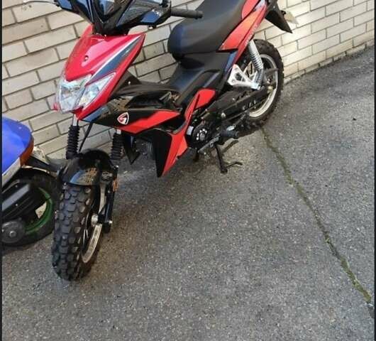 Червоний Спарк SP 125C-4WQ, об'ємом двигуна 0 л та пробігом 4 тис. км за 800 $, фото 1 на Automoto.ua