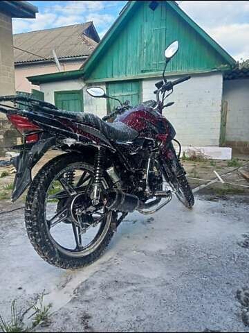 Спарк SP 150R-15 2024 в Жмеренке на Automoto.ua Красный Спарк SP 150R-15, объемом двигателя 0 л и пробегом 3 тыс. км за 800 $, фото 1 на Automoto.ua