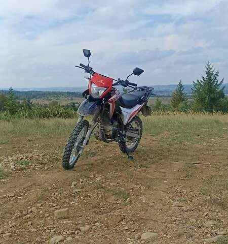 Червоний Спарк SP 200D-5B, об'ємом двигуна 0.2 л та пробігом 2 тис. км за 1050 $, фото 1 на Automoto.ua