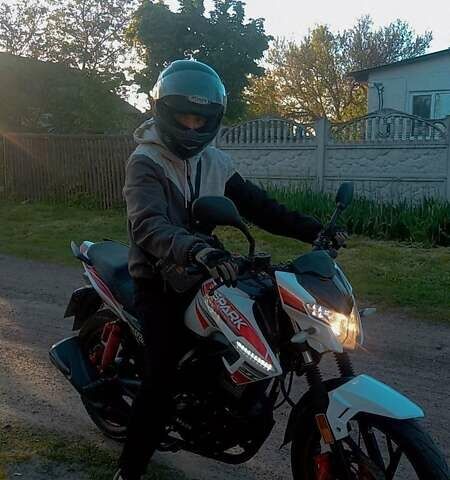 Белый Спарк SP 200R-27, объемом двигателя 0.2 л и пробегом 16 тыс. км за 820 $, фото 1 на Automoto.ua