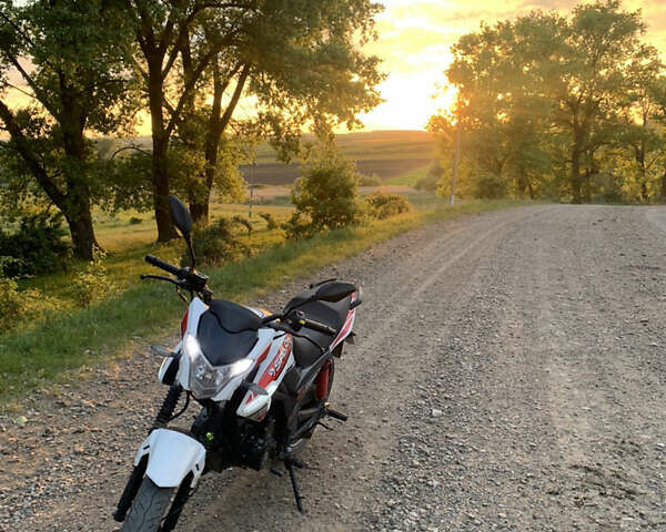 Белый Спарк SP 200R-27, объемом двигателя 0.2 л и пробегом 10 тыс. км за 1000 $, фото 1 на Automoto.ua