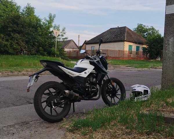 Белый Спарк SP 200R-28, объемом двигателя 1.5 л и пробегом 15 тыс. км за 870 $, фото 1 на Automoto.ua