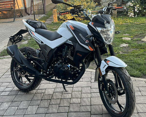 Белый Спарк SP 200R-30, объемом двигателя 0 л и пробегом 2 тыс. км за 999 $, фото 1 на Automoto.ua