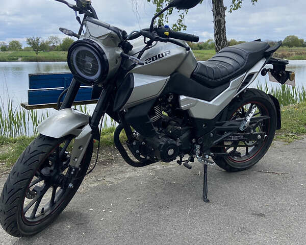 Серый Спарк SP 200R-33, объемом двигателя 0 л и пробегом 600 тыс. км за 1357 $, фото 1 на Automoto.ua