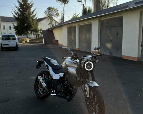 Серый Спарк SP 200R-33, объемом двигателя 0 л и пробегом 430 тыс. км за 1050 $, фото 1 на Automoto.ua
