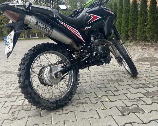 Белый Спарк SP 250D-2, объемом двигателя 0.25 л и пробегом 9 тыс. км за 1200 $, фото 1 на Automoto.ua