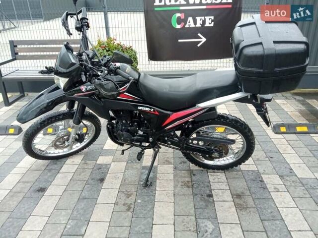Спарк SP 250D-2, объемом двигателя 2.5 л и пробегом 13 тыс. км за 1000 $, фото 1 на Automoto.ua