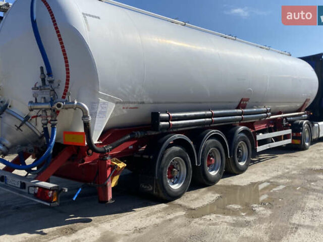 Чорний Шпітцер Silos, об'ємом двигуна 0 л та пробігом 0 тис. км за 19000 $, фото 1 на Automoto.ua