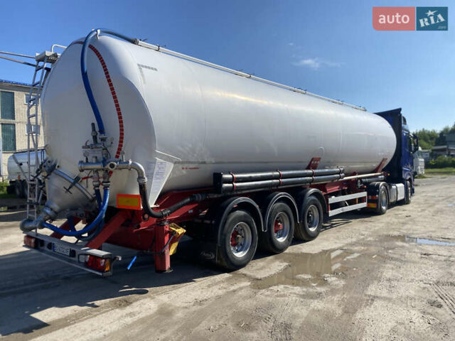 Черный Шпитцер Silos, объемом двигателя 0 л и пробегом 0 тыс. км за 19000 $, фото 1 на Automoto.ua