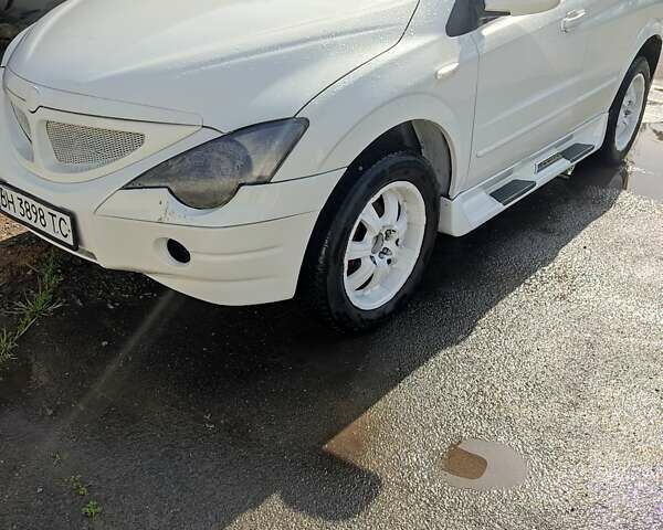 Білий Cанг Йонг Actyon, об'ємом двигуна 2 л та пробігом 185 тис. км за 5100 $, фото 1 на Automoto.ua