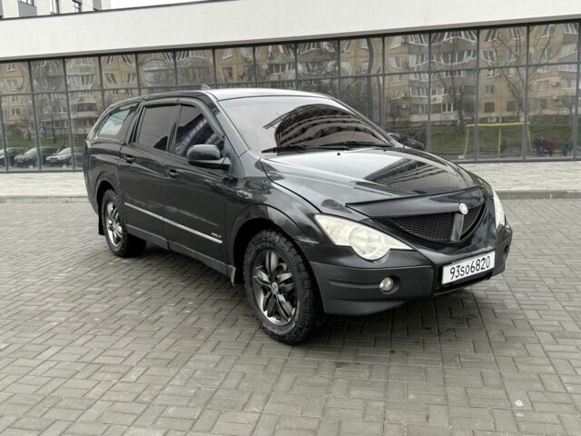 Черный Cанг Йонг Актион, объемом двигателя 2 л и пробегом 134 тыс. км за 4499 $, фото 1 на Automoto.ua