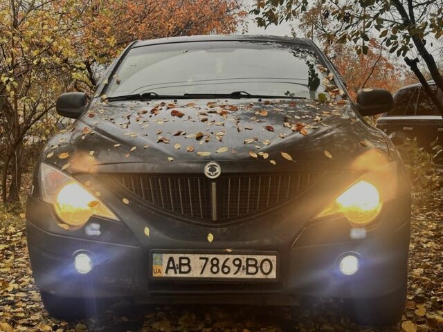 Cанг Йонг Actyon 2012 у Краматорске на Automoto.ua Чорний Cанг Йонг Actyon, об'ємом двигуна 2 л та пробігом 209 тис. км за 4519 $, фото 1 на Automoto.ua