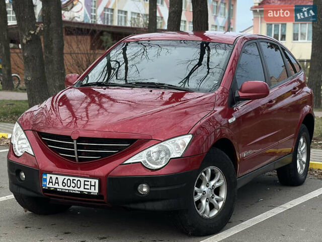 Красный Cанг Йонг Актион, объемом двигателя 2 л и пробегом 176 тыс. км за 6700 $, фото 1 на Automoto.ua