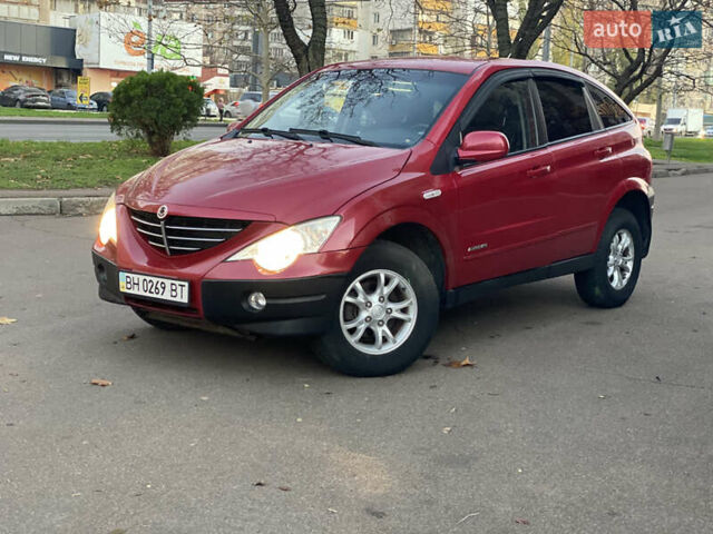 Красный Cанг Йонг Актион, объемом двигателя 2 л и пробегом 125 тыс. км за 6200 $, фото 1 на Automoto.ua