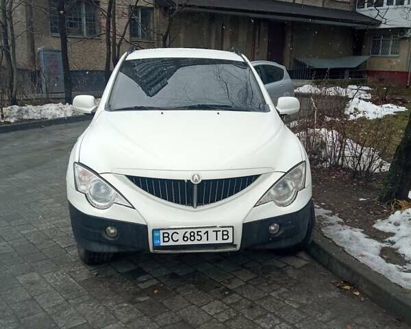 Cанг Йонг Актион, объемом двигателя 2 л и пробегом 200 тыс. км за 6000 $, фото 1 на Automoto.ua