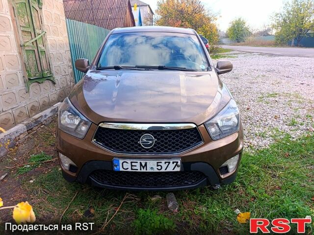 Cанг Йонг Актион, объемом двигателя 2 л и пробегом 325 тыс. км за 5100 $, фото 1 на Automoto.ua