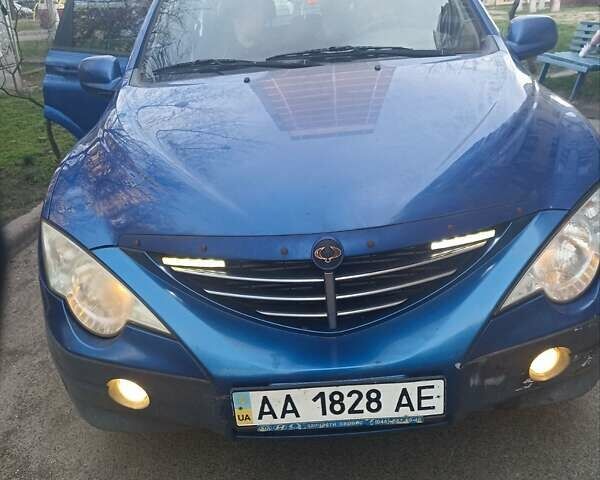 Синий Cанг Йонг Актион, объемом двигателя 2 л и пробегом 216 тыс. км за 5400 $, фото 1 на Automoto.ua