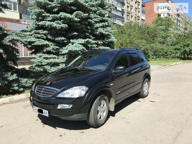 Чорний Cанг Йонг KYRON DELUXE, об'ємом двигуна 2 л та пробігом 103 тис. км за 9500 $, фото 1 на Automoto.ua