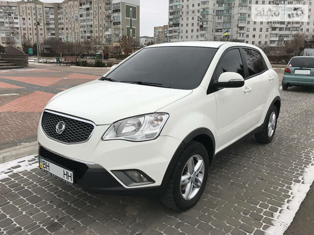 Білий Cанг Йонг Korando, об'ємом двигуна 2 л та пробігом 134 тис. км за 11500 $, фото 1 на Automoto.ua