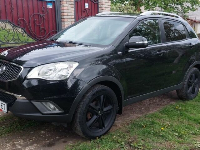 Чорний Cанг Йонг Korando, об'ємом двигуна 2 л та пробігом 215 тис. км за 7500 $, фото 1 на Automoto.ua
