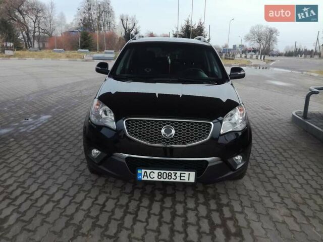 Чорний Cанг Йонг Korando, об'ємом двигуна 2 л та пробігом 114 тис. км за 8900 $, фото 1 на Automoto.ua