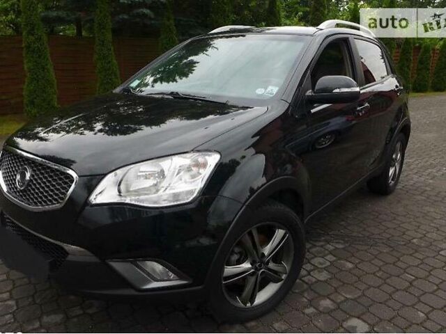 Чорний Cанг Йонг Korando, об'ємом двигуна 2 л та пробігом 142 тис. км за 10900 $, фото 1 на Automoto.ua