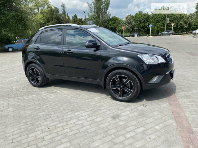 Чорний Cанг Йонг Korando, об'ємом двигуна 2 л та пробігом 190 тис. км за 8499 $, фото 1 на Automoto.ua