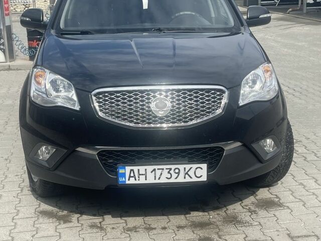 Чорний Cанг Йонг Korando, об'ємом двигуна 2 л та пробігом 181 тис. км за 9300 $, фото 1 на Automoto.ua