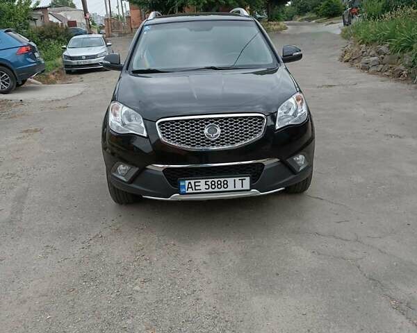 Чорний Cанг Йонг Korando, об'ємом двигуна 2 л та пробігом 142 тис. км за 8900 $, фото 1 на Automoto.ua