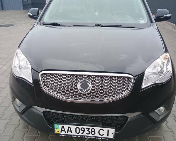 Черный Cанг Йонг Корандо, объемом двигателя 2 л и пробегом 165 тыс. км за 8200 $, фото 1 на Automoto.ua