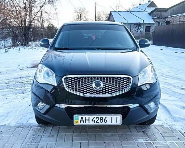 Чорний Cанг Йонг Korando, об'ємом двигуна 2 л та пробігом 52 тис. км за 11200 $, фото 1 на Automoto.ua