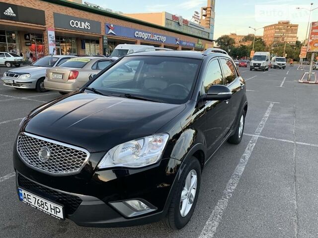 Чорний Cанг Йонг Korando, об'ємом двигуна 2 л та пробігом 100 тис. км за 12500 $, фото 1 на Automoto.ua