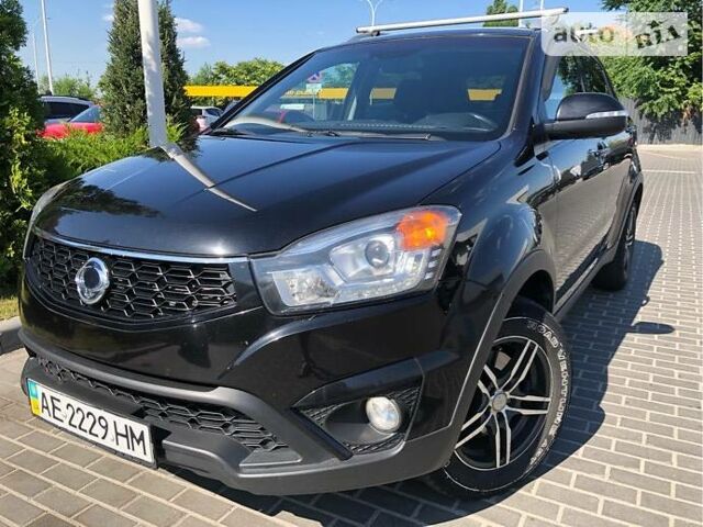 Чорний Cанг Йонг Korando, об'ємом двигуна 2 л та пробігом 130 тис. км за 14000 $, фото 1 на Automoto.ua