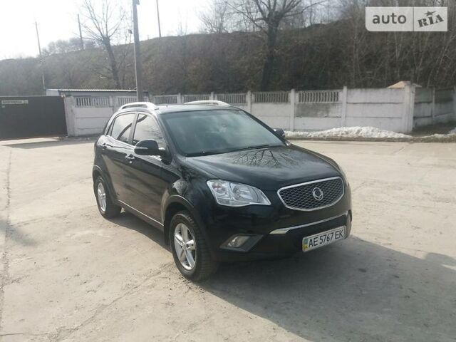 Чорний Cанг Йонг Korando, об'ємом двигуна 2 л та пробігом 121 тис. км за 11900 $, фото 1 на Automoto.ua