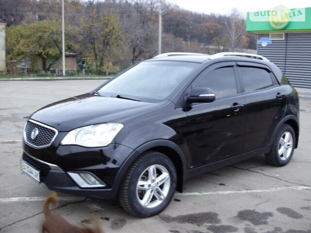 Чорний Cанг Йонг Korando, об'ємом двигуна 2 л та пробігом 130 тис. км за 9500 $, фото 1 на Automoto.ua