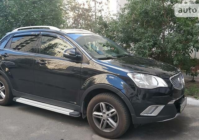 Чорний Cанг Йонг Korando, об'ємом двигуна 2 л та пробігом 74 тис. км за 13200 $, фото 1 на Automoto.ua