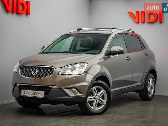 Коричневий Cанг Йонг Korando, об'ємом двигуна 2 л та пробігом 146 тис. км за 8441 $, фото 1 на Automoto.ua