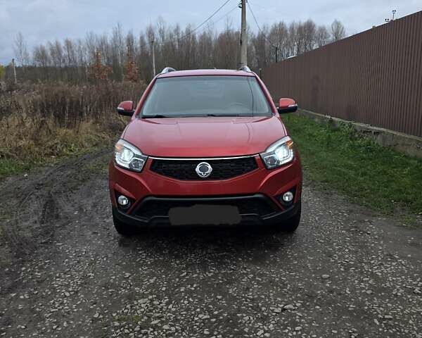 Красный Cанг Йонг Корандо, объемом двигателя 2 л и пробегом 110 тыс. км за 10000 $, фото 1 на Automoto.ua